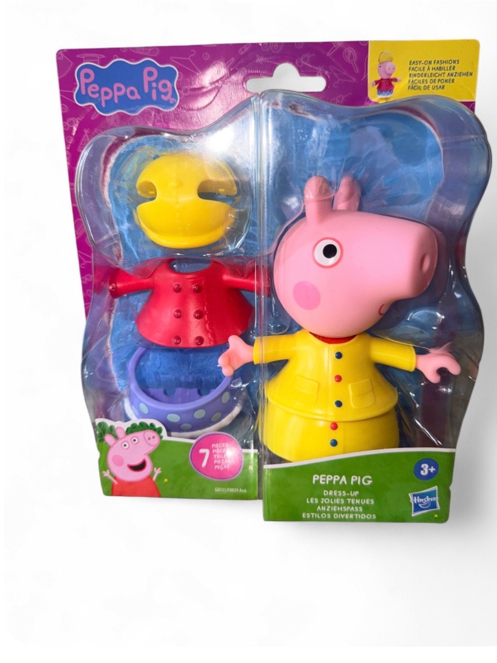Peppa Pig Playset Dress-Up with Yellow Coat and Red Top